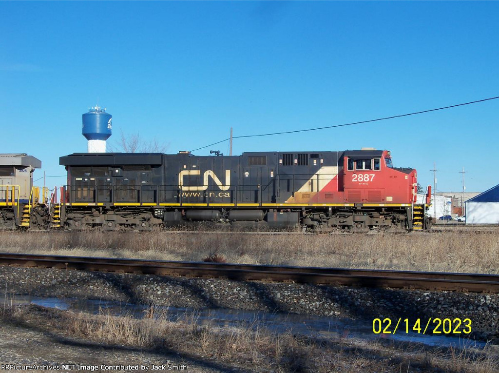 CN 2887
